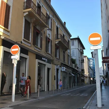 Les Serbes 2p Ret29 Apartman Cannes